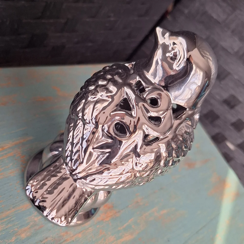 Chrome Silver Bird on a Pedestal Statue Figurine Ceramic Home Decor - Picture 12 of 15